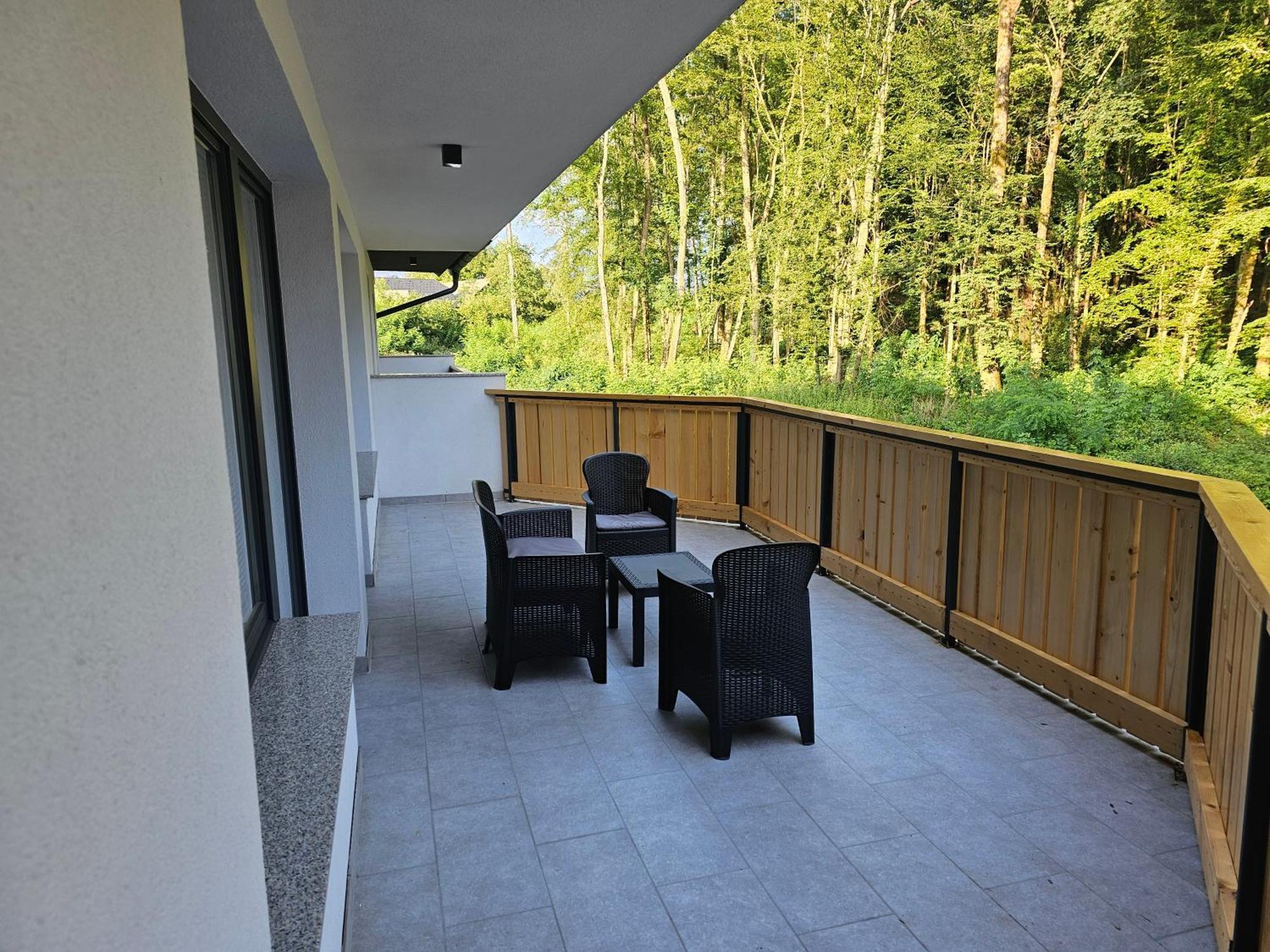 Grmac Apartments Naklo Exterior foto